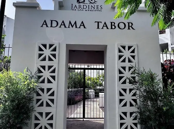 Jardines - Tabor 2 1 Pool View 2b